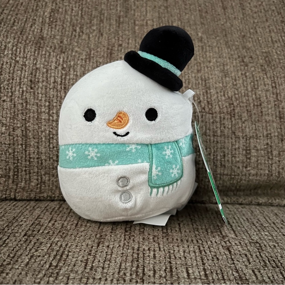 Squishmallows Manny the Snowman 4” Holiday 2022